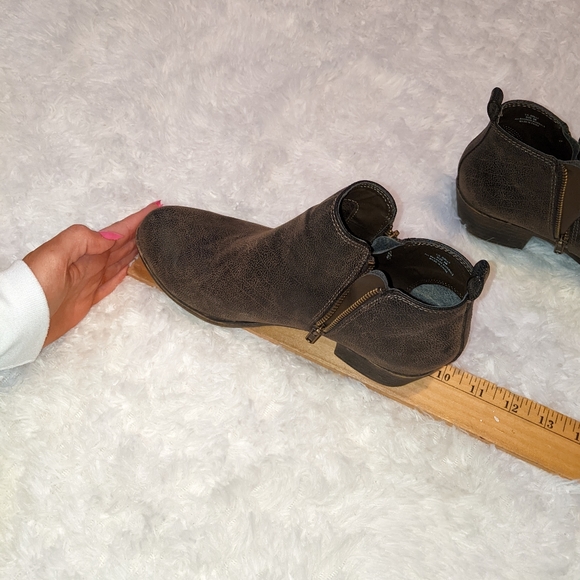 Dunes lil dolly booties/ankle boots - Picture 8 of 15